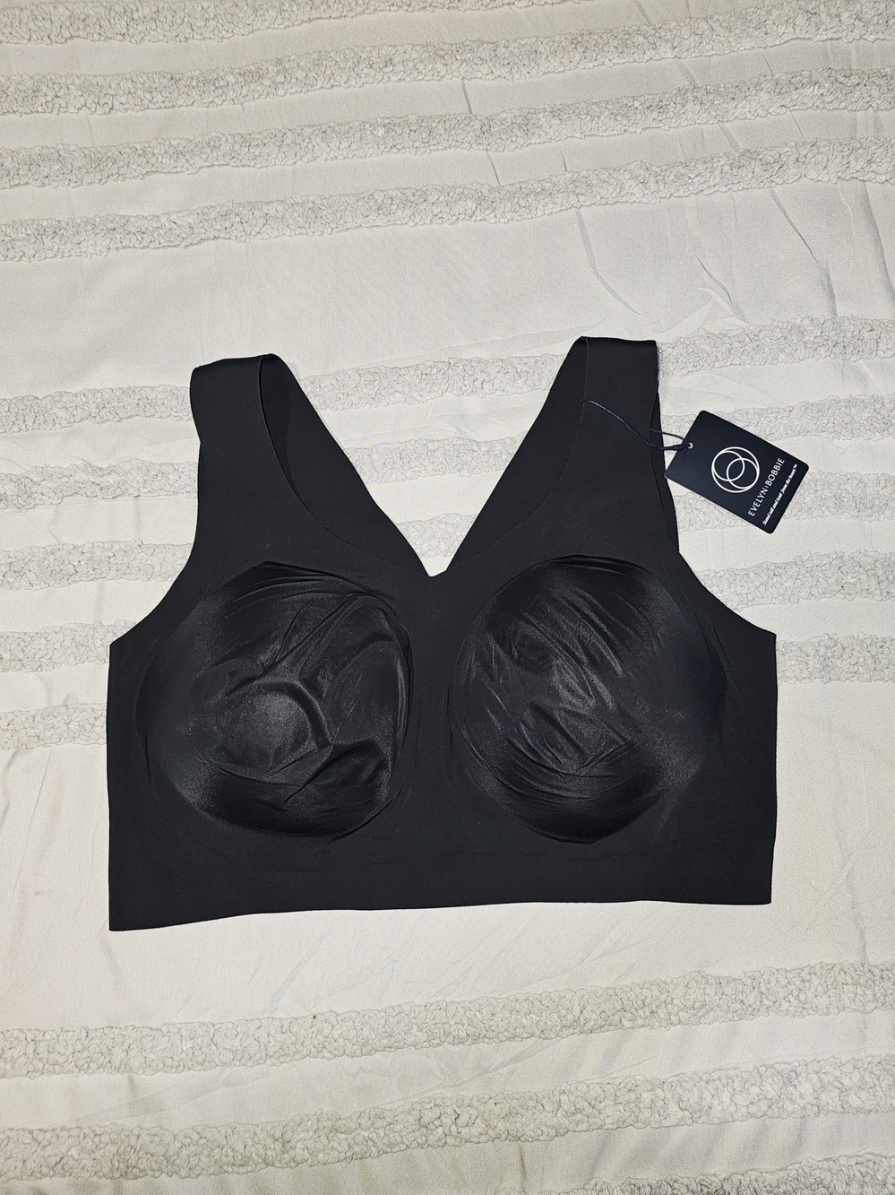 Evelyn & Bobbie Defy Wireless Bra 2XL NWT